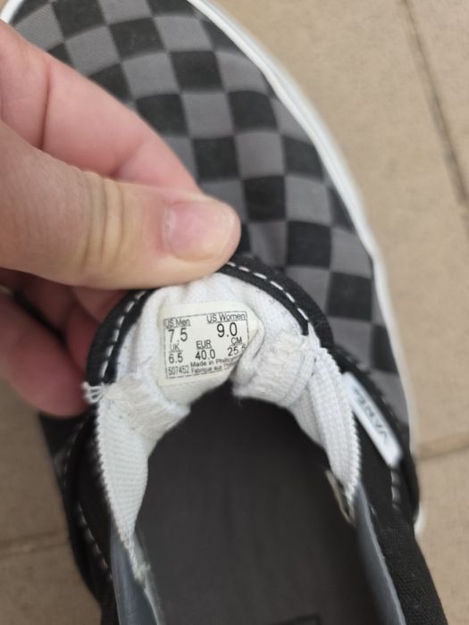 Teniși Vans de vânzare