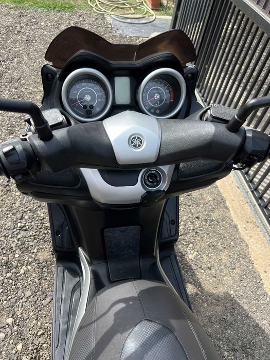 Yamaha X-max 125 cc 
RATE Fara Avans
