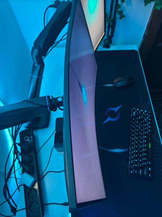 Monitor gaming 144 hz [schimb cu altul mai mic]