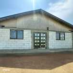 Casa de vanzare, Paco Petresti