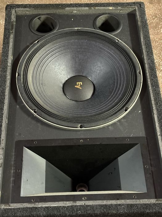 Boxe cu difuzoare Electro-Voice, Selenium