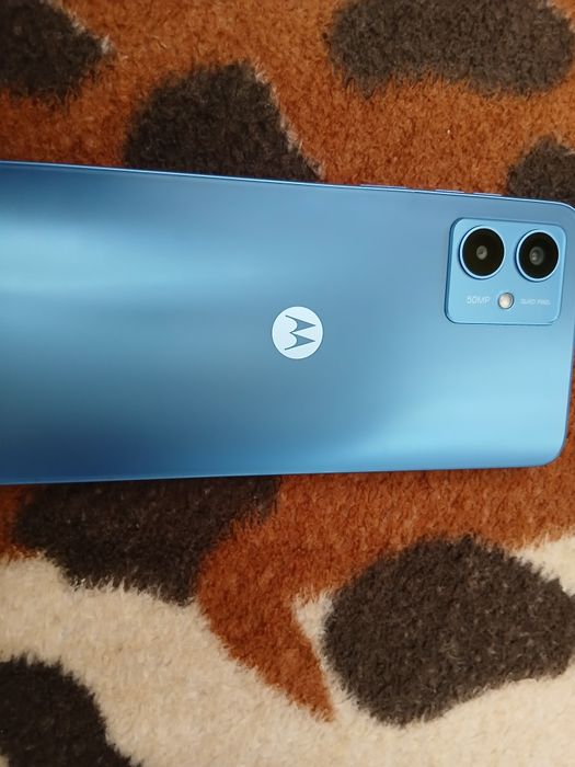 Телефон Motorola g14 100лв.