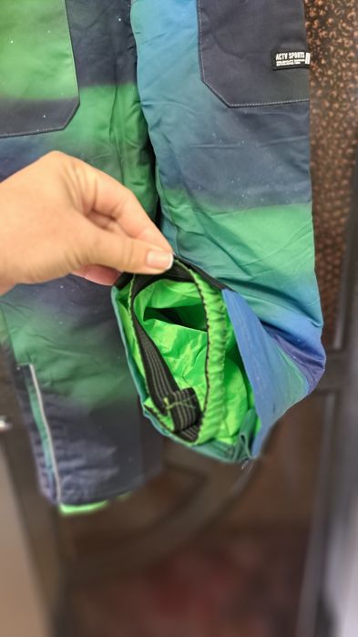 Pantaloni ski copii Reserved