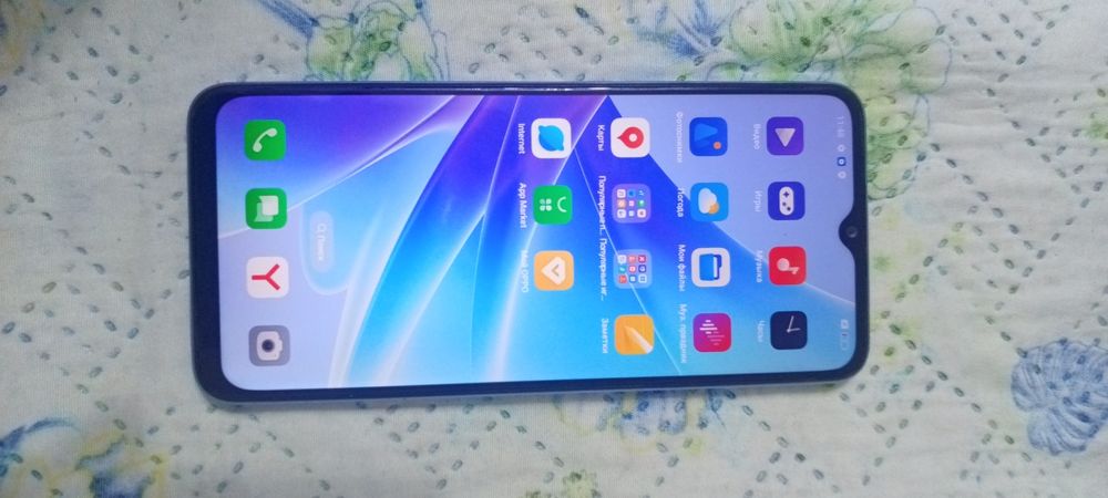 Продаётся телефон