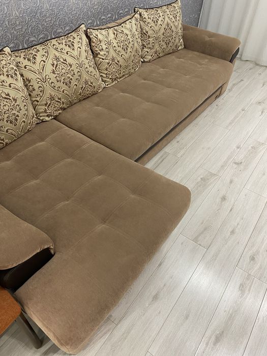 Диван в отличном состоянии