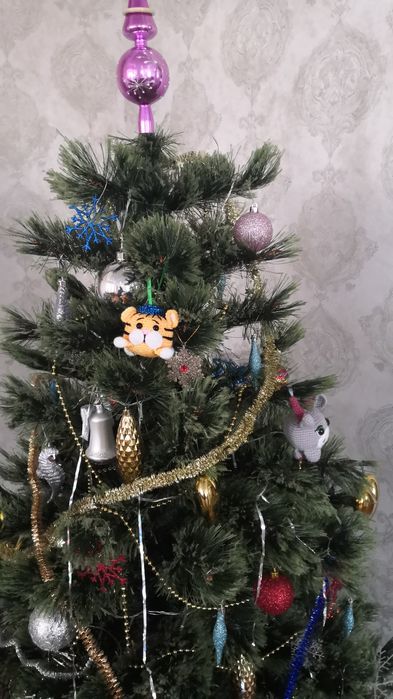 Искусственная ель