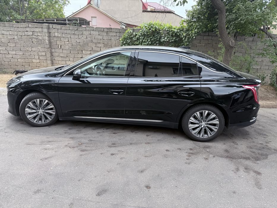 Hongqi eqm 5 500 аренда с выкупом