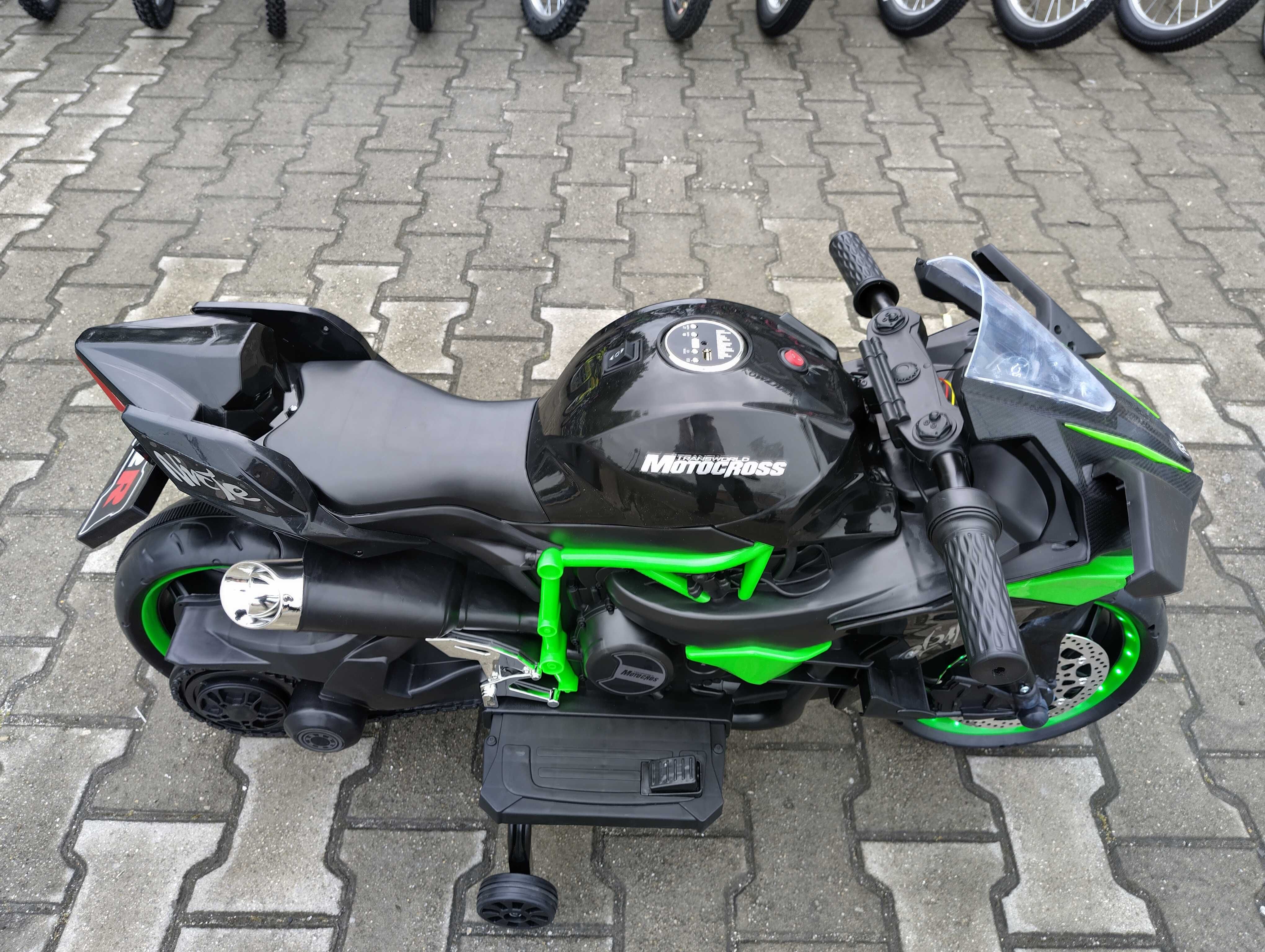 KAWASAKI акумулаторен мотор NINJA DUO черен