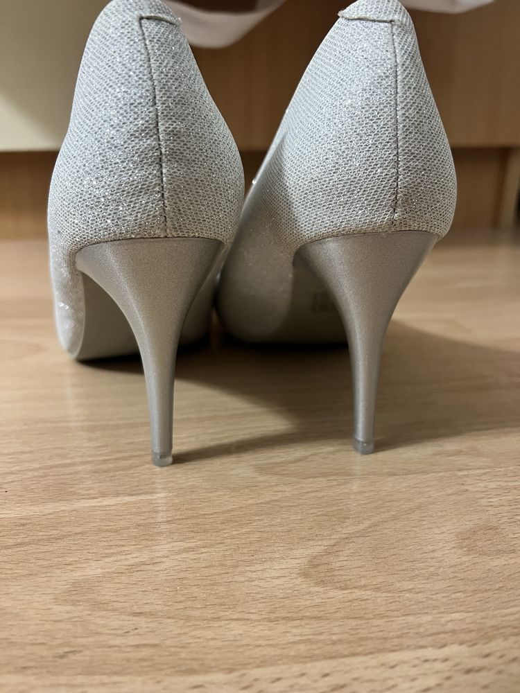 Pantofi noi gliter 39