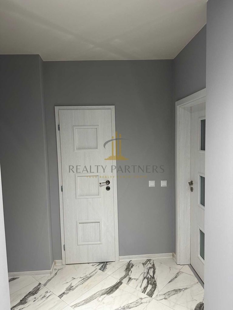 Продава се Тристаен апартамент в Перник, Изток - 104 кв.м за 1650 €/кв.м - Снимка #3