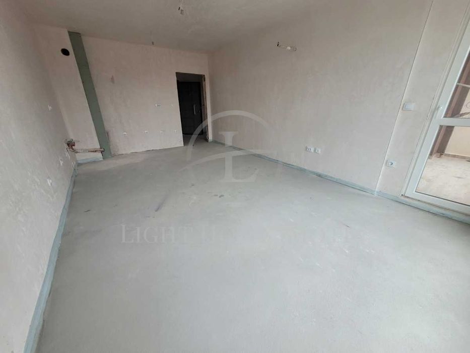 Продава се Двустаен апартамент в Пловдив, Кючук Париж - 72 кв.м за 1135 €/кв.м - Снимка #1