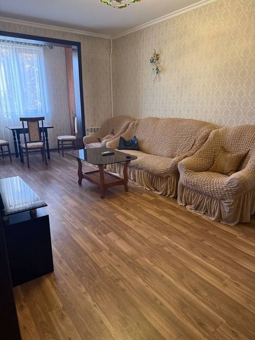 Срочно Сдаётся квартира метро Буюк Ипак Йули художник 3-комн евро ремо