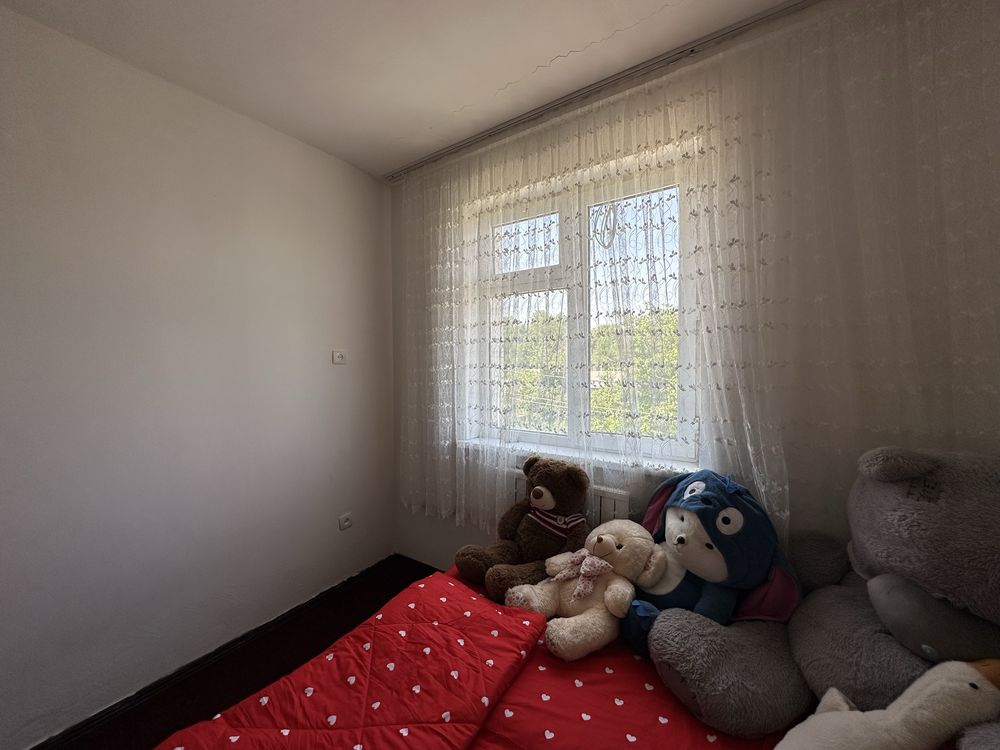 Продается 2 х комнатная квартира в Янгибазаре