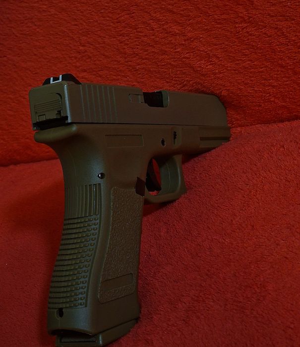 Glock 17 gen. |V  TAN》E&C Airsoft ~Green Gas