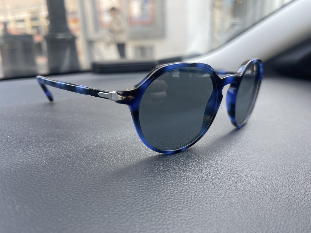 Vand ochelari de soare Persol PO3255S 109956 51