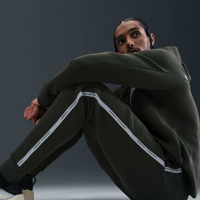 Оригинален джогър Nike Tech Fleece Joggers
