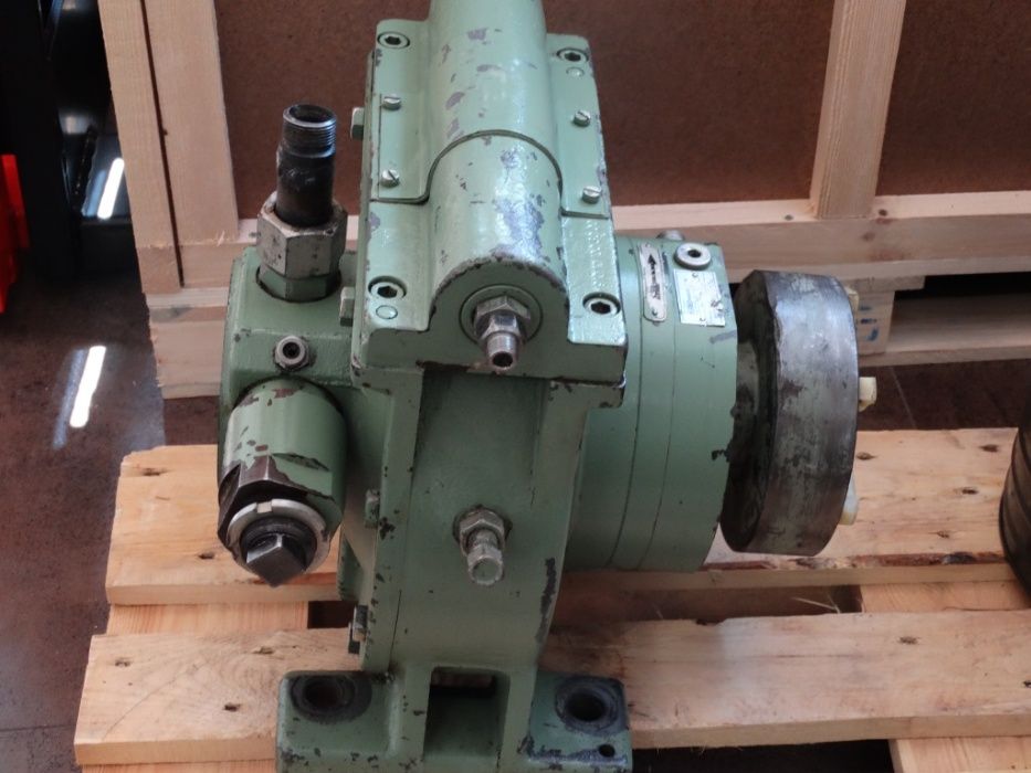 Хидравлична помпа ORSTA 100/120R TGL-1874