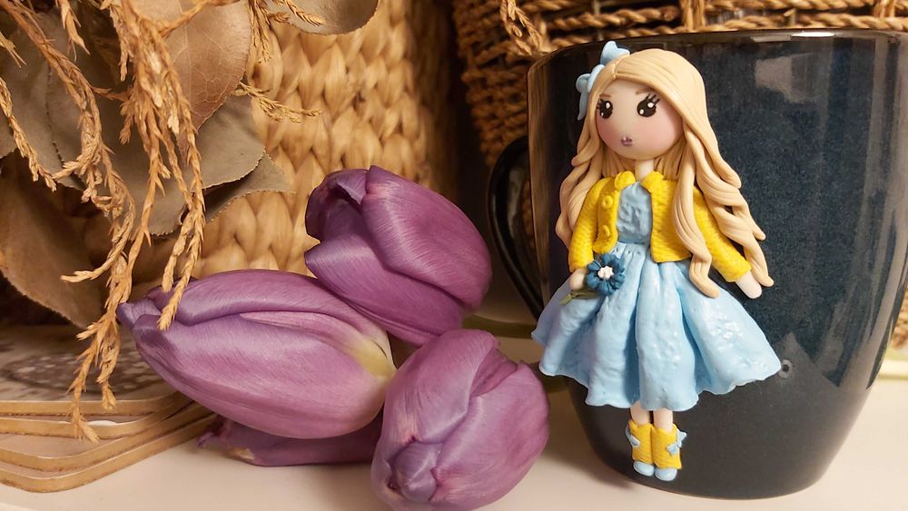 Cana cadou fetite, iubita papusa cu fundita fimo handmade