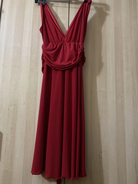 Официална копринена рокля