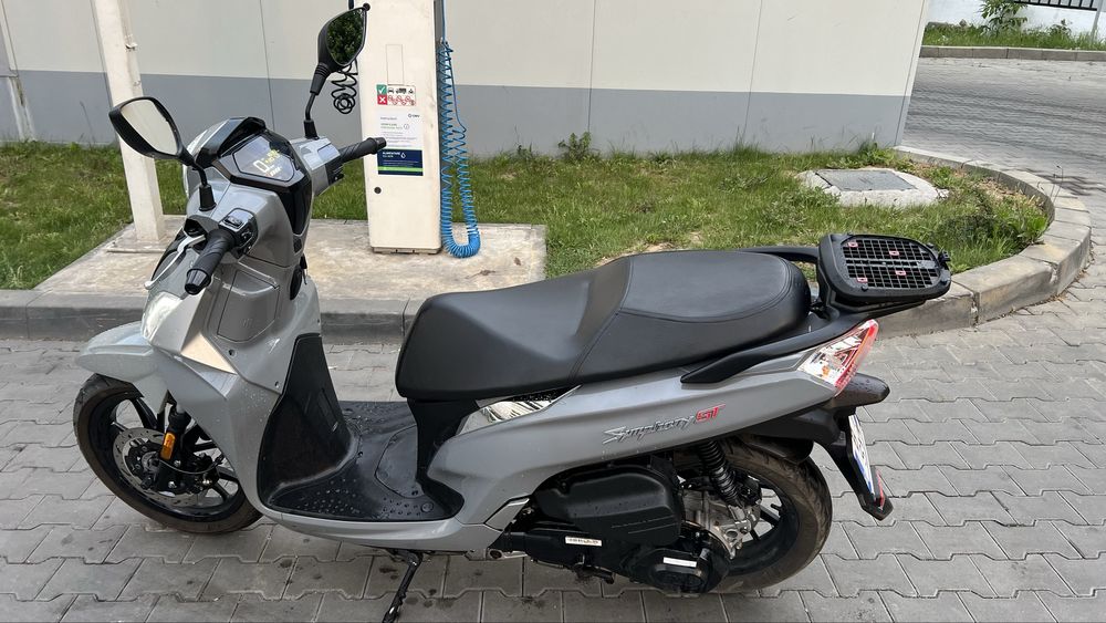 Sym symphony st 200 (copie Honda sh150)