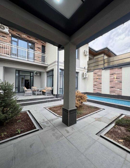 R1 СРОЧНО! Сдаётся ЛЮКСОВЫЙ участок на Бадамзаре!! Можно Под Офис!!