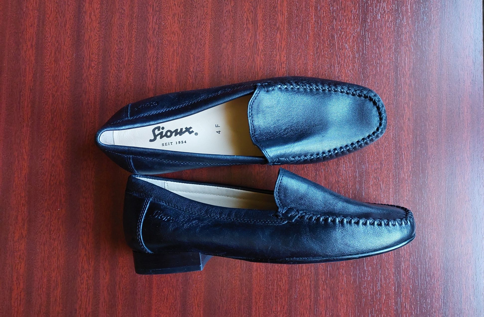 Mocasini noi din piele Sioux nr.38