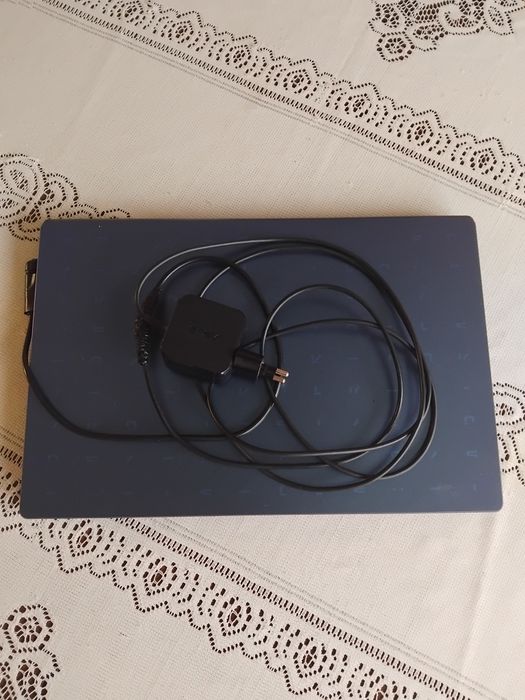 Лаптоп ASUS Vivobook E410MA 14 инча