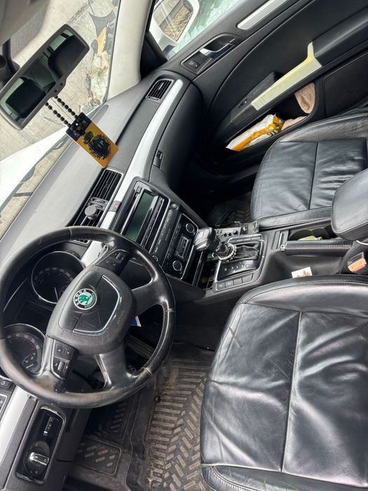 SKODA SUPERB 2 - avariata