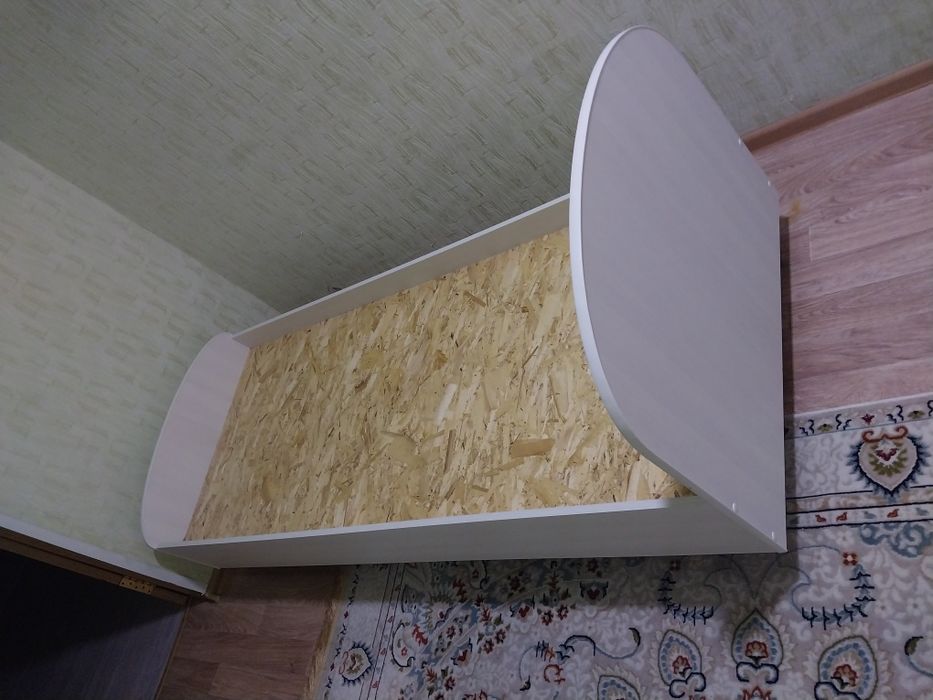 Новая тахта односпальная