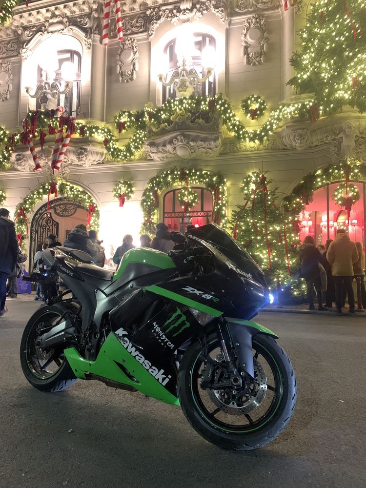 Kawasaki Ninja ZX6R