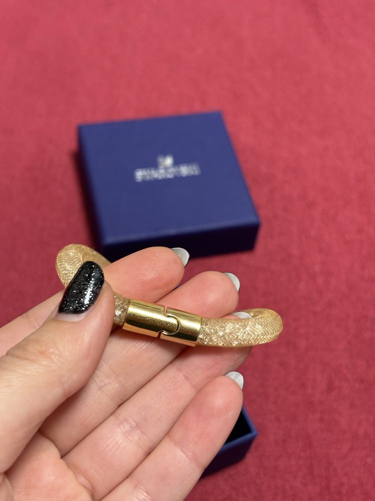 Swarovski колие-гривна