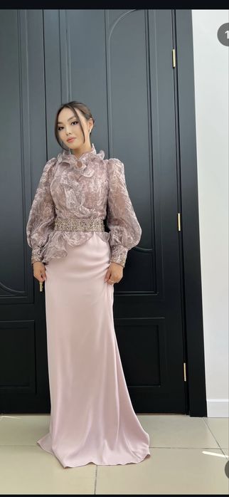 Продам плаьтя 48 размер