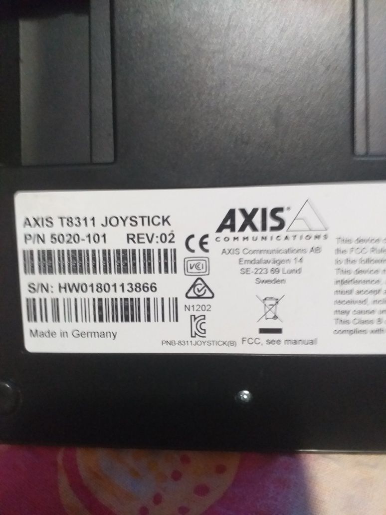 AXIS joystik si tastatura numerica