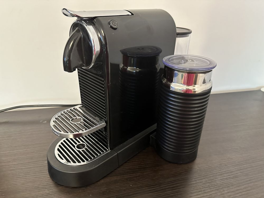 Espressor Nespresso CitiZ  + Milk Aerocinno