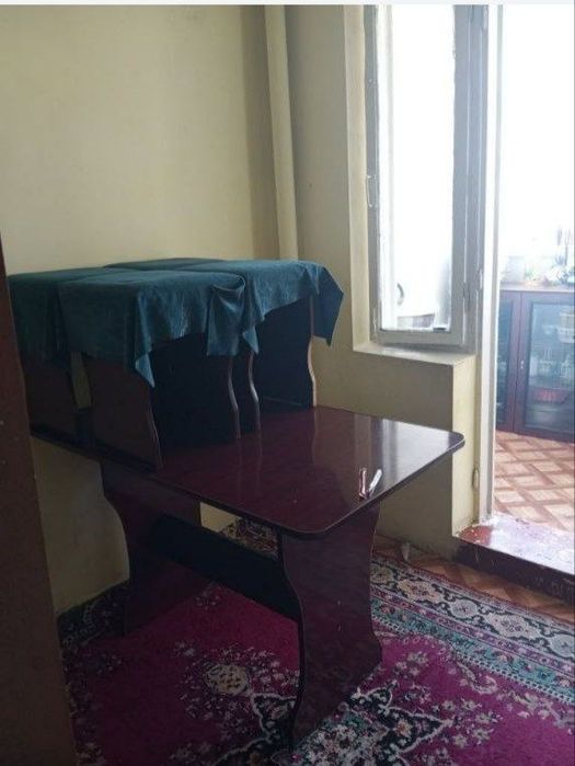 Уй дом 4 етажли 2 етажда жойлашган 72 кв сув газ свет бор