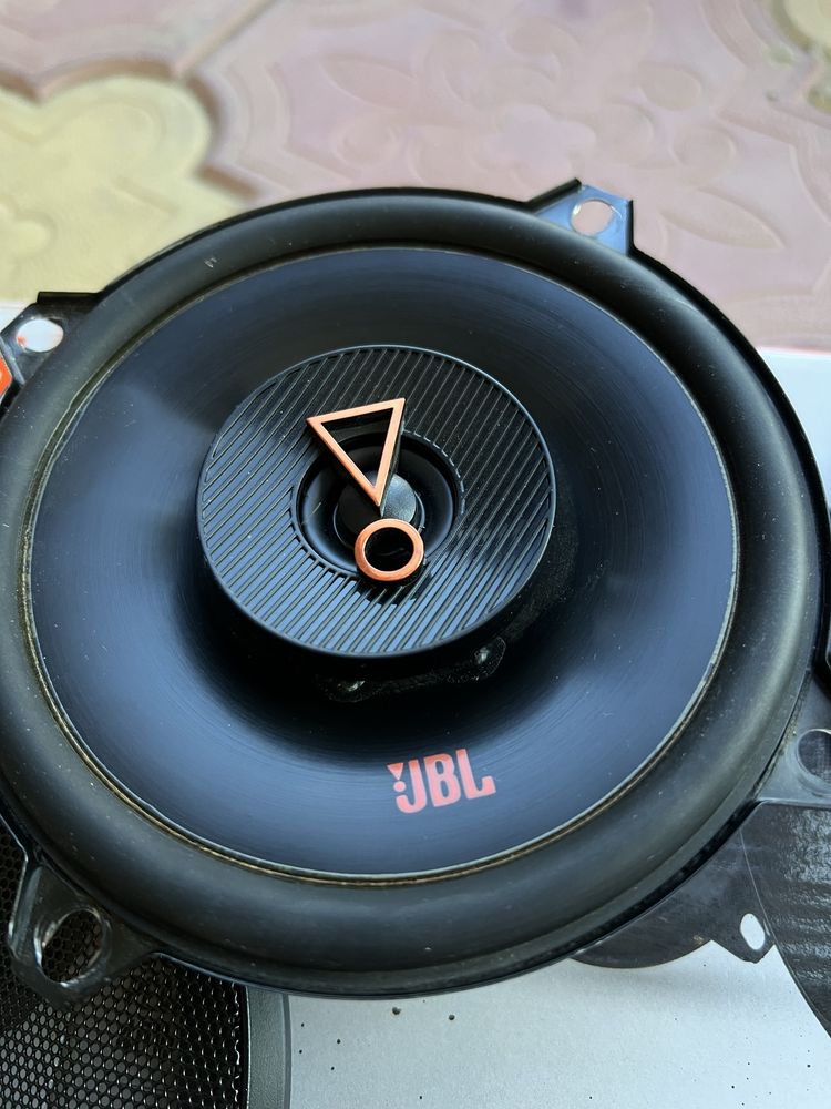 Vand sistem audio in stare buna, detalii la telefon