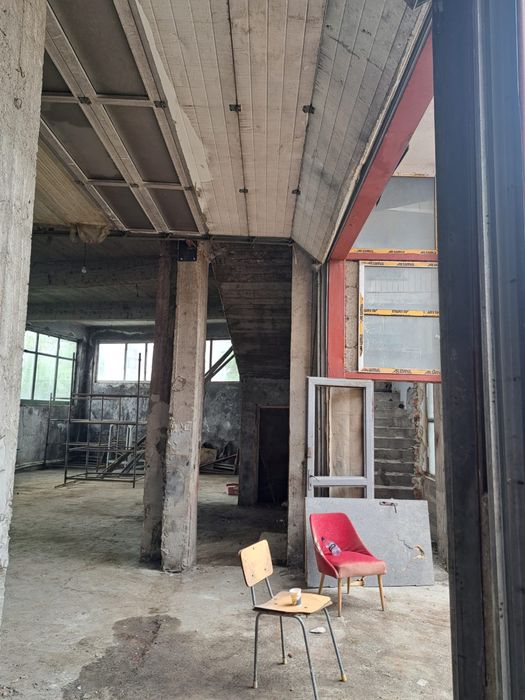 Poarta rulantă care a fost montata la service