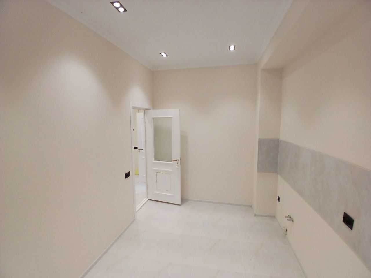 Квартира продаётся свежий евро ремонт 42 к²