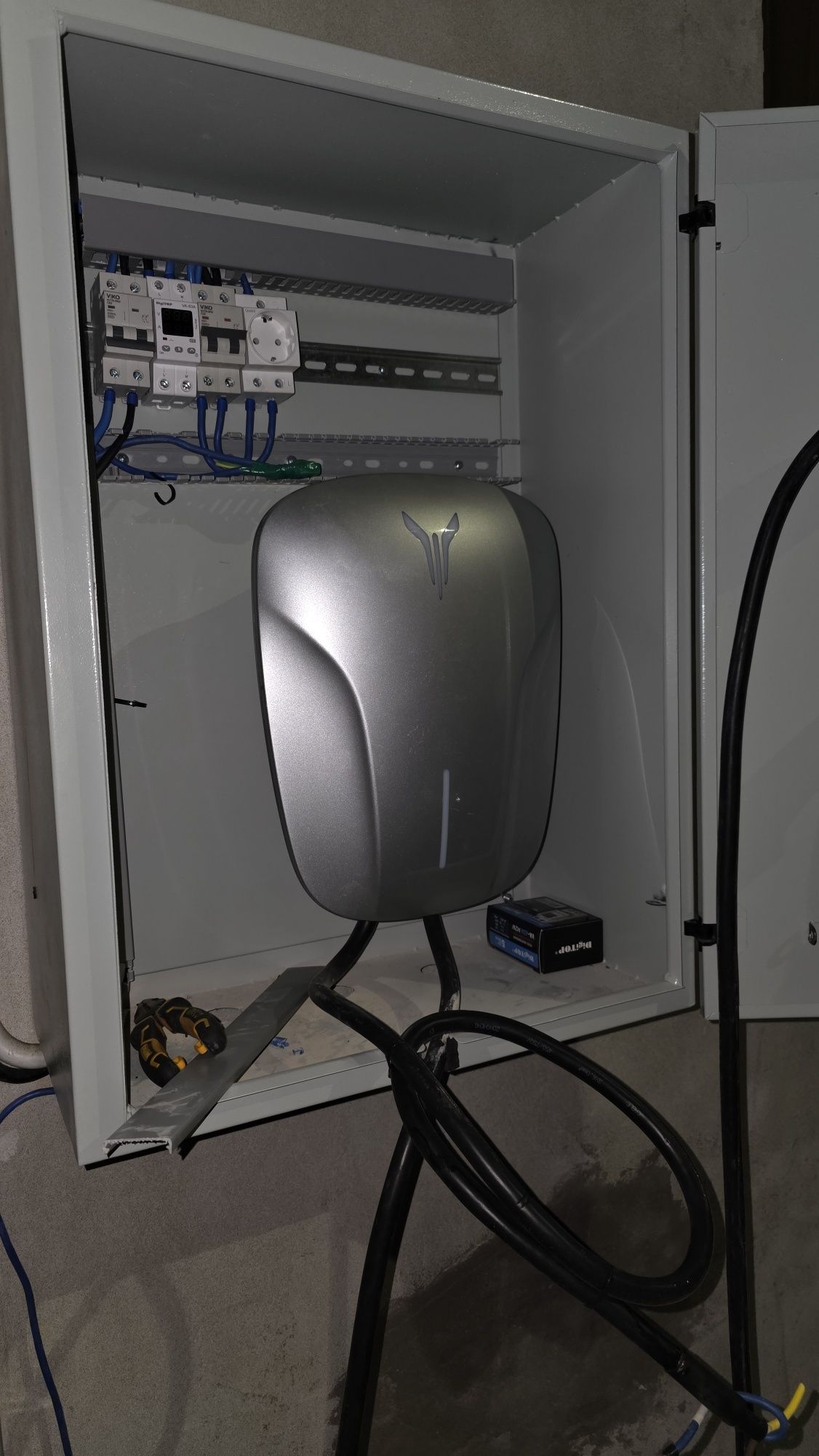 Зарядная станция Voyah 7kw оригинал