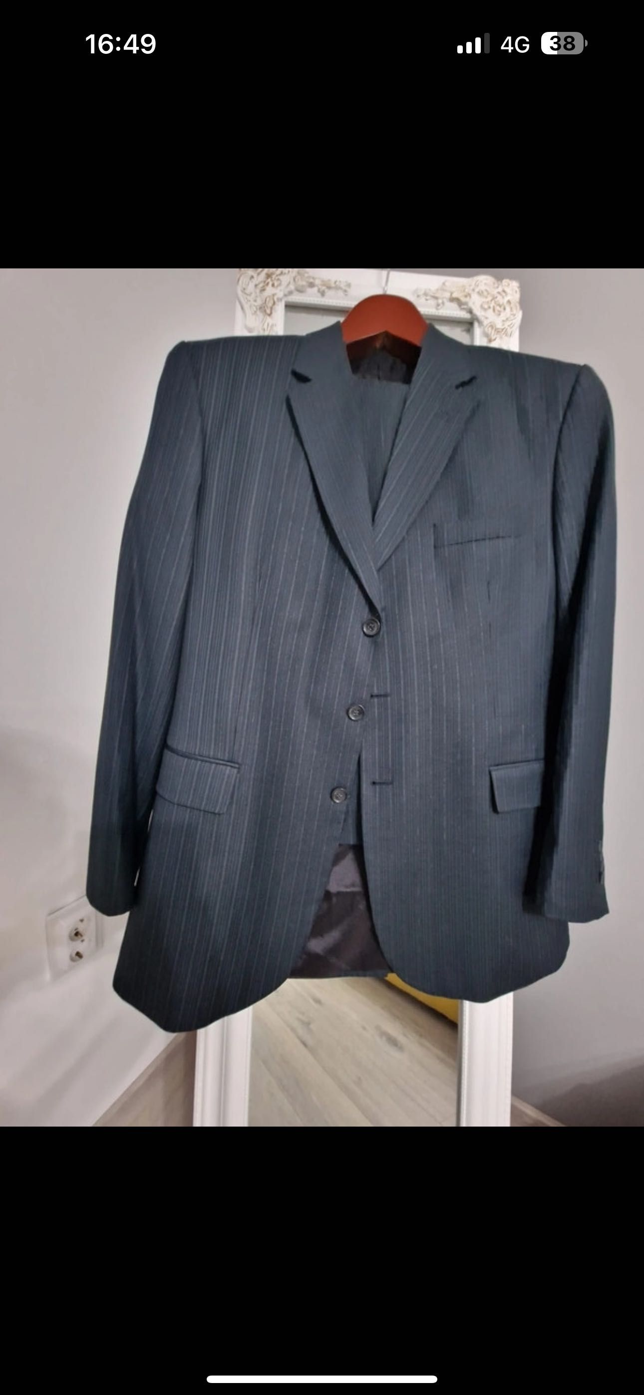 Vând costum bărbătesc Giorgio Armani