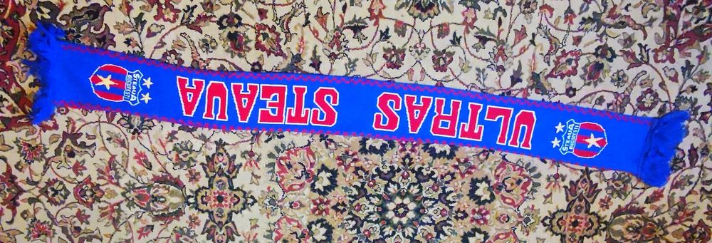 Fular Steaua București