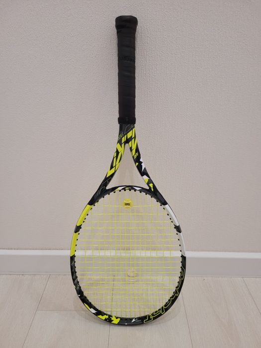 Продам ракетку для большего тенниса