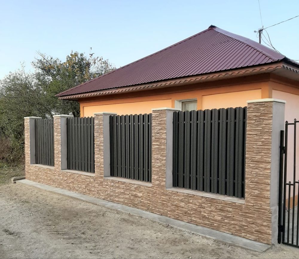 Garduri din sipca metalica