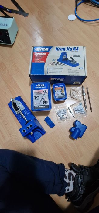 Diverse scule și echipamente