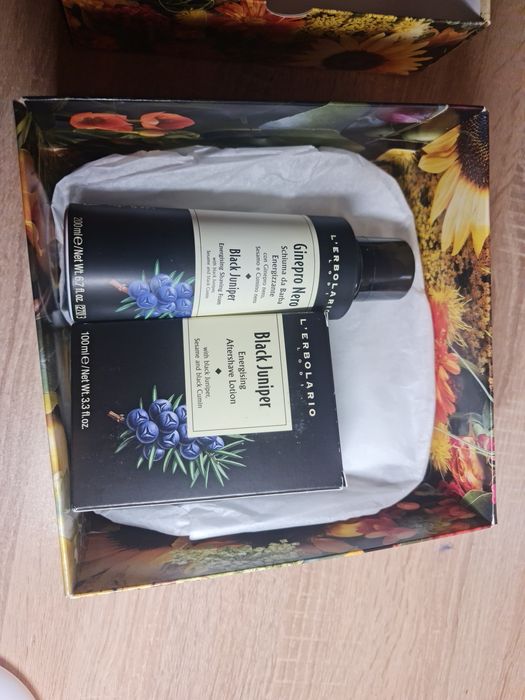 Set cadou L’Erbolario Ginepro Nero – spumă de ras + loțiune după ras