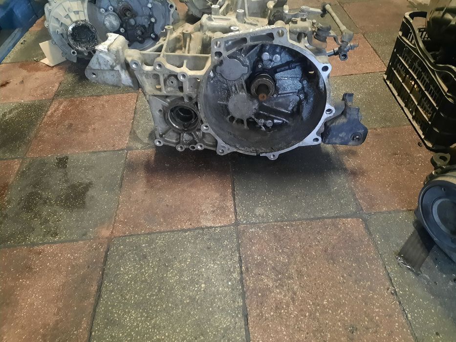 cutie viteze manuala 6 trepte jeep compas patriot 2.0crd