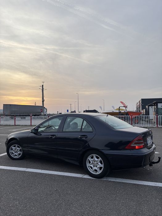 Mercedes c class w203