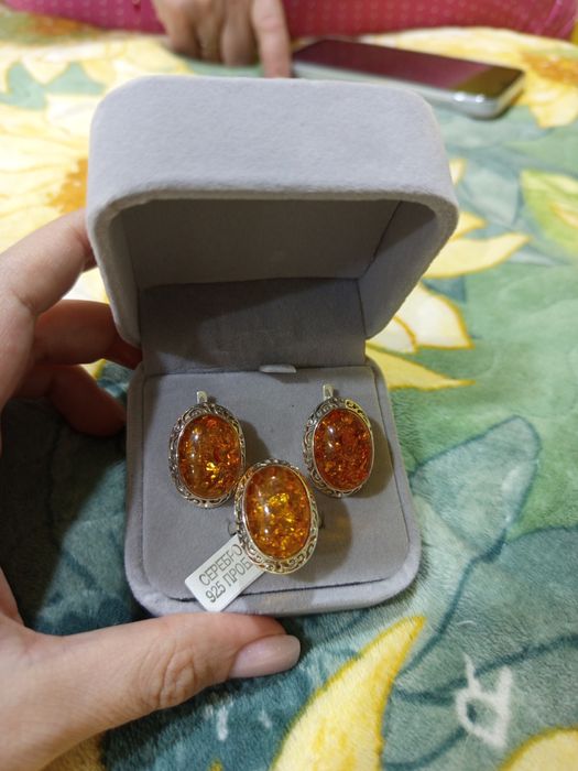 Продам новый набор серебро 925проба.