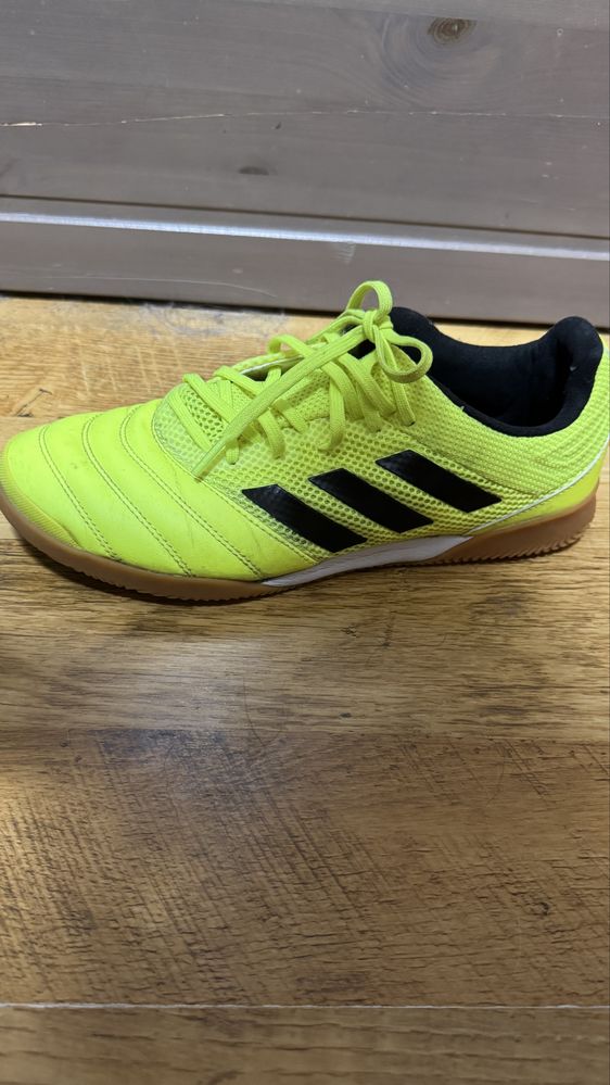 Футзал обувки adidas copa