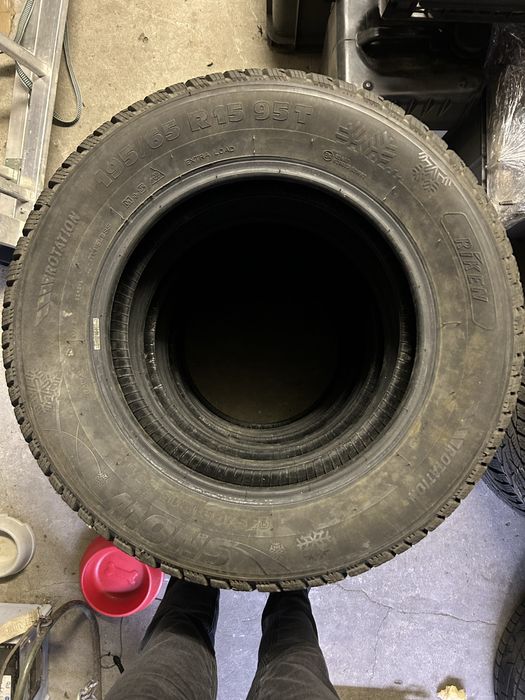 Vand set 4 buc. anvelope iarns 195-65-15 M+S